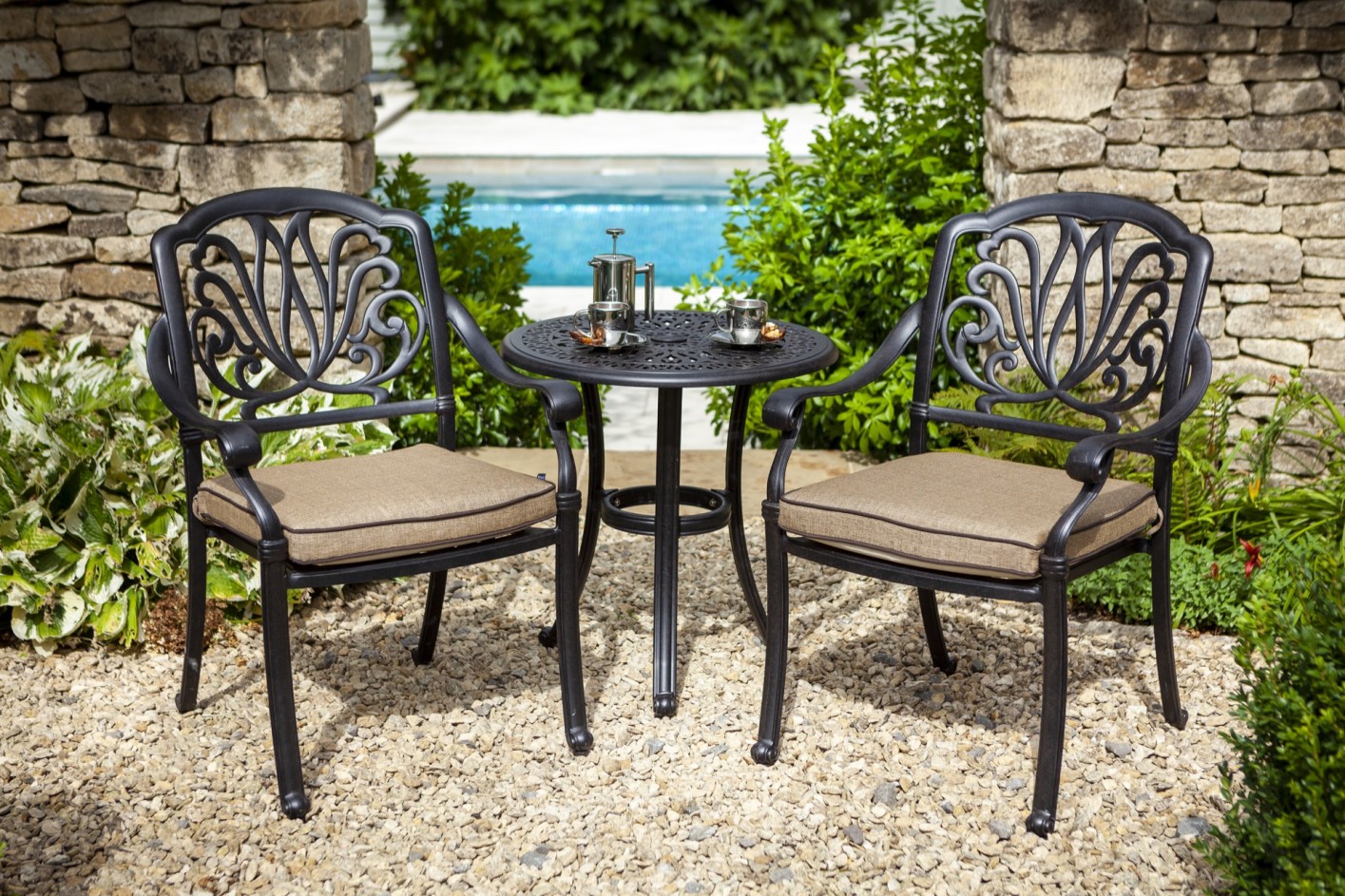 Hartman capri outlet bistro set bronze