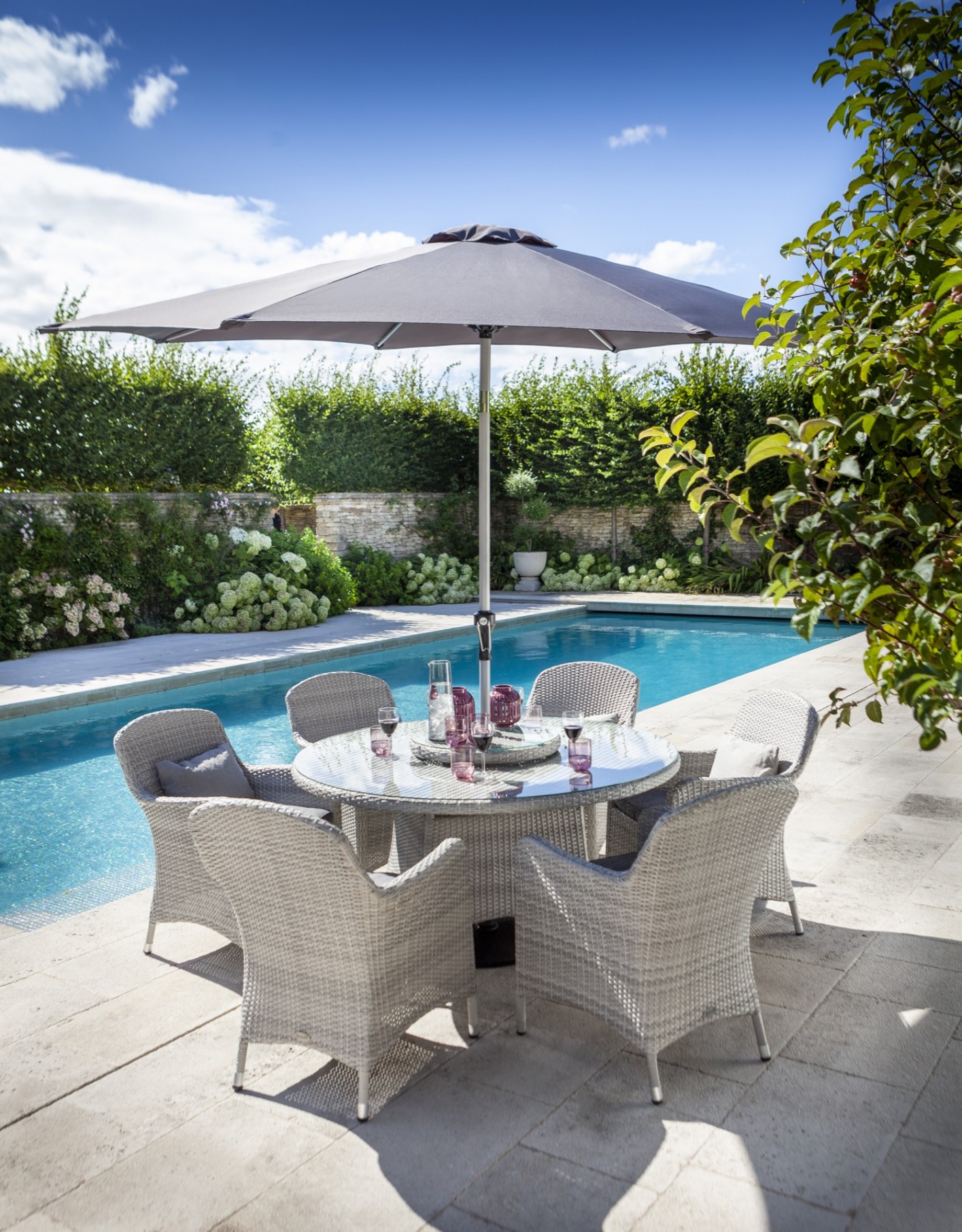 Hartman Hartman Curve 6 Seat Round Garden Furniture Set Rattan Garden