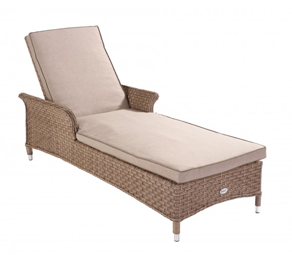 Rattan sun deals lounger studio